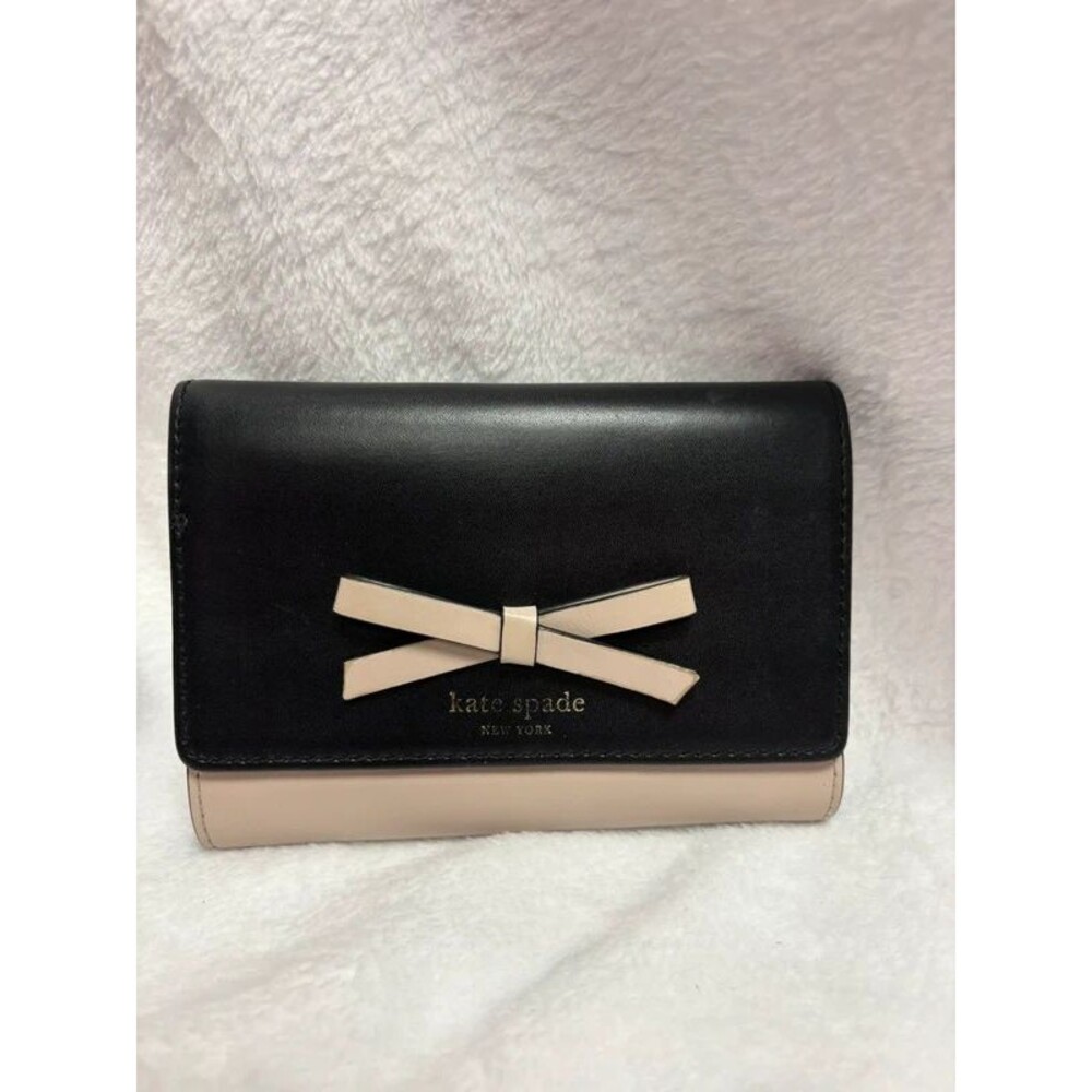 Kate Spade Sawyer Street Callie Bow Wallet Black Taupe SoftLeather Bifold Clutch